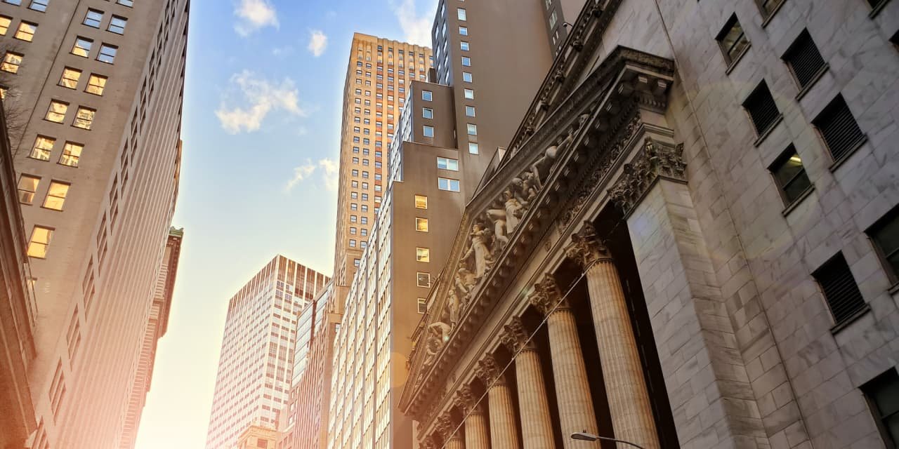stock-market-today:-dow-down-350-points,-big-tech-stocks-slide