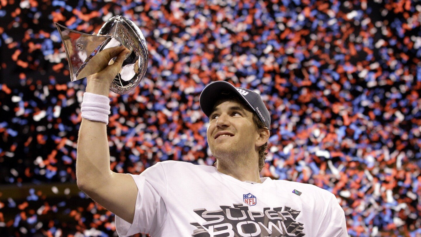 eli-manning-and-antonio-gates-are-among-the-finalists-for-the-pro-football-hall-of-fame