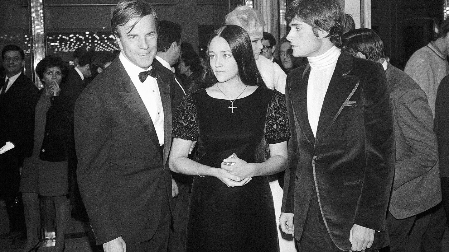 olivia-hussey,-star-of-1968-film-‘romeo-and-juliet,’-dies-at-73