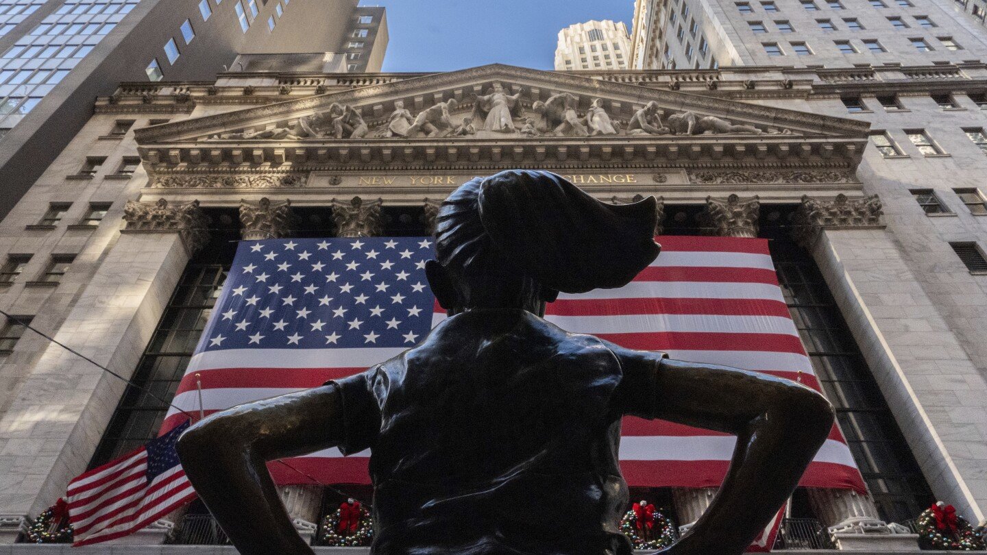 stock-market-today:-asian-shares-are-mixed-after-wall-street-slips,-led-by-tech-giants