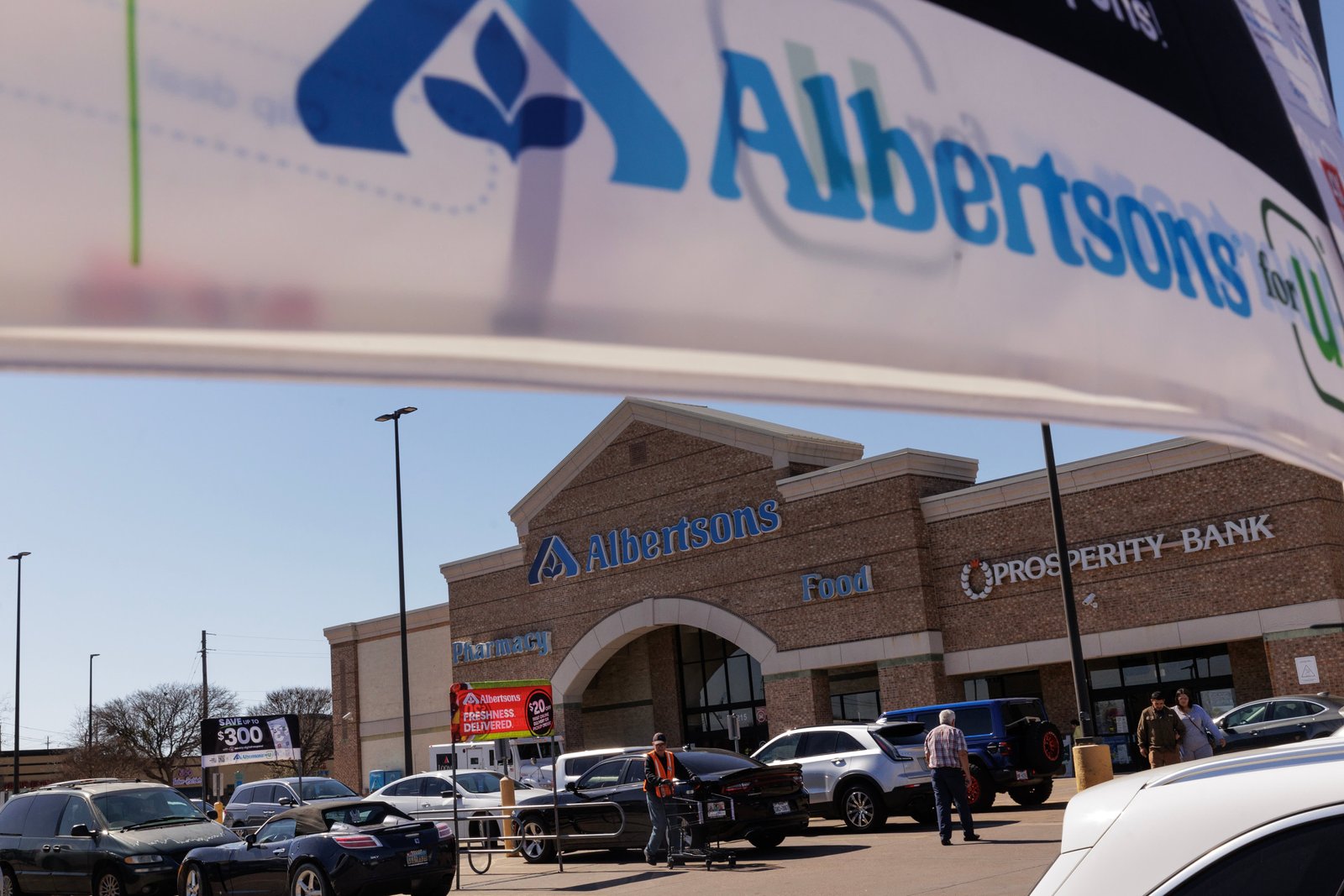 An Albertsons grocery store in Grand Prairie, Texas, US, on Wednesday, Feb. 21, 2024. 