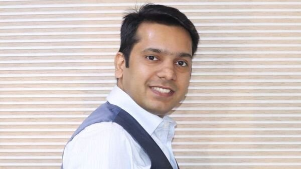 Stock Market News Today Live Updates: Breakout stocks to buy or sell: Sumeet Bagadia recommends five shares to buy today — Dec 12