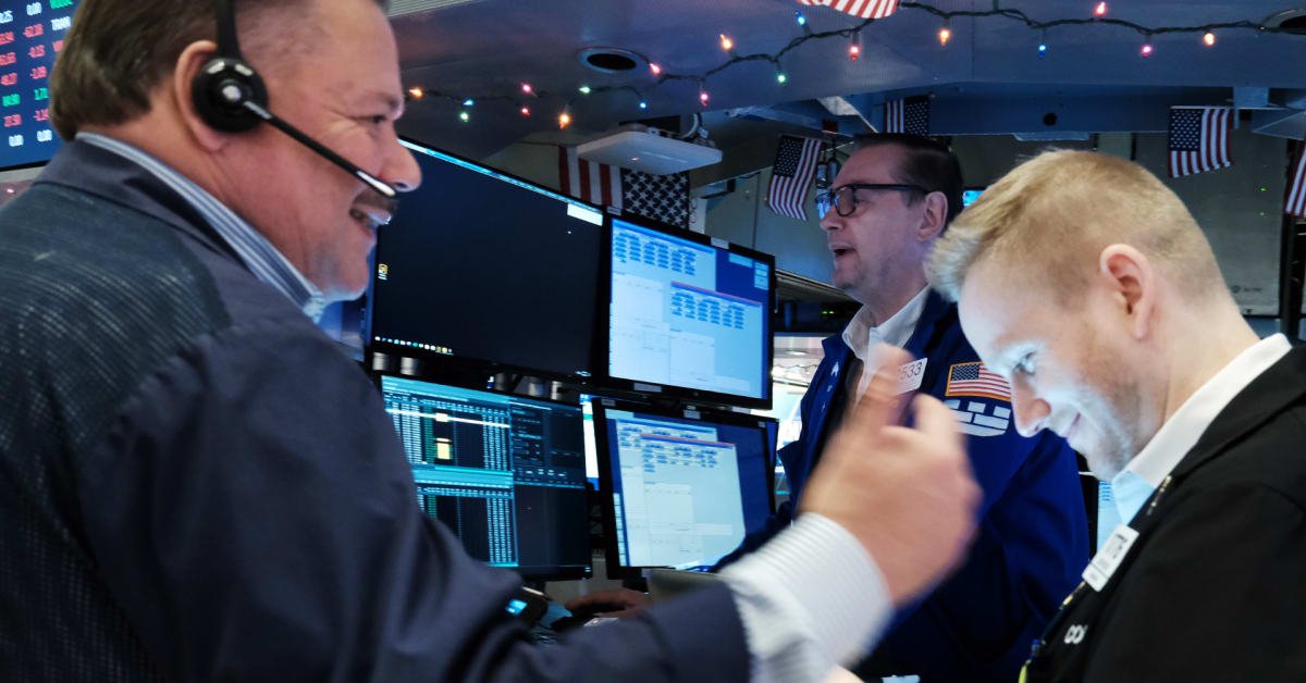 stock-market-today:-stocks-higher-to-kick-off-new-year;-tesla-in-focus