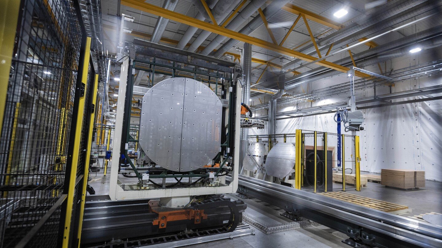 finalized-tax-credit-for-cleaner-hydrogen-gets-a-cautious-ok-from-some-environmental-groups