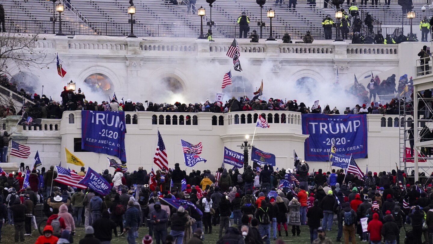 reminders-of-jan.-6-attack-fade-in-the-capitol-as-trump-retakes-power
