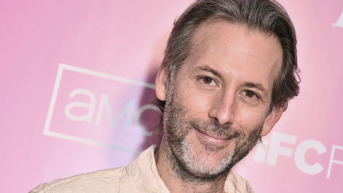 indie-filmmaker-jeff-baena,-aubrey-plaza’s-husband,-found-dead-at-los-angeles-area-residence