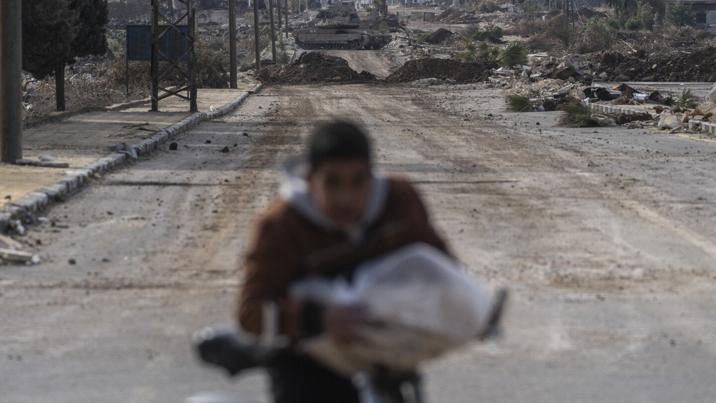 habitantes-de-la-localidad-siria-de-quneitra-se-sienten-frustrados-por-inaccion-ante-avance-israeli