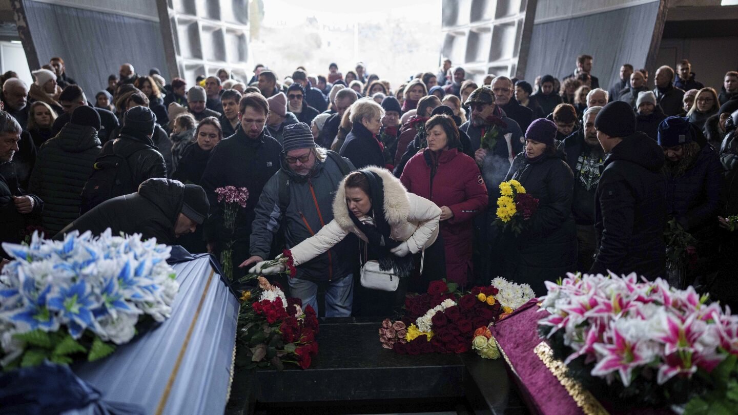 russia-claims-it-has-captured-another-town-in-eastern-ukraine-but-kyiv-doesn’t-confirm-the-loss