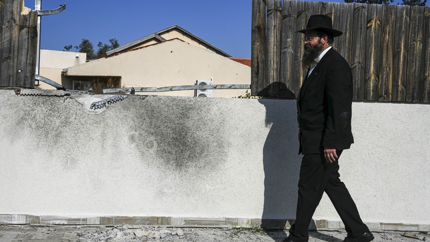 middle-east-latest:-3-israelis-fatally-shot-in-west-bank-attack-on-a-bus