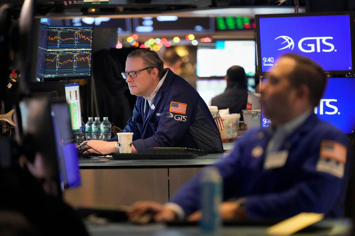 stock-market-today:-s&p-500,-dow,-nasdaq-fall-as-traders-pare-rate-cut-bets-after-new-economic-data