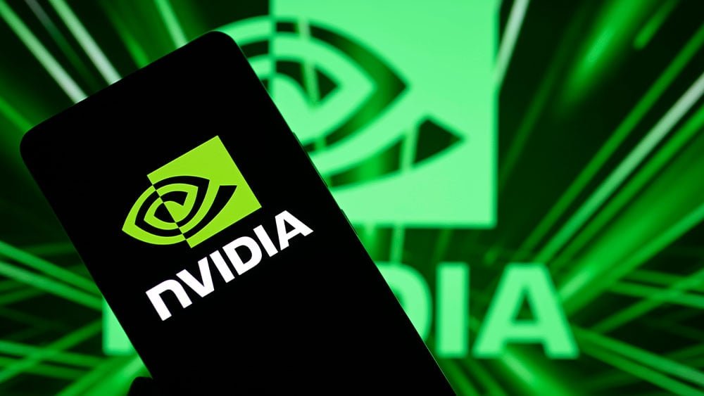 market-sells-off-as-nvidia-tumbles;-what-to-do-now