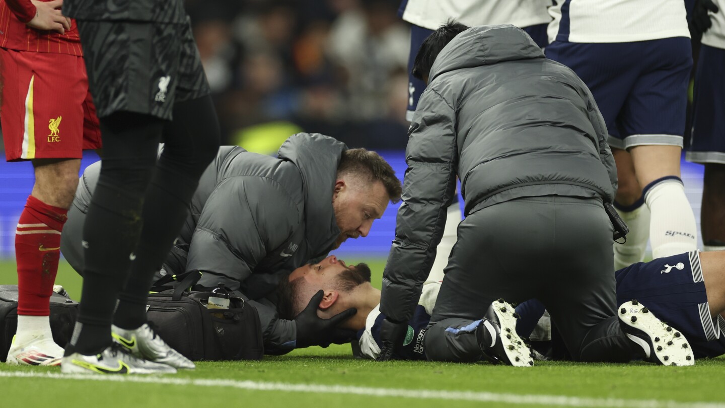 bentancur-carried-off-on-a-stretcher-during-tottenham-liverpool-match-after-falling-to-the-ground