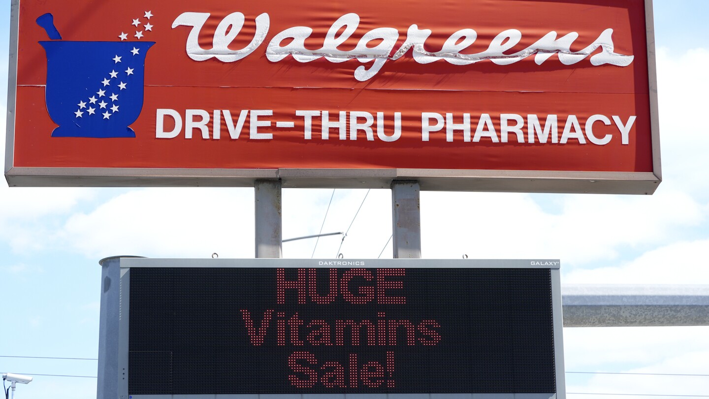 walgreens-tops-wall-street’s-expectations-as-drugstore-chain-continues-turnaround-plan