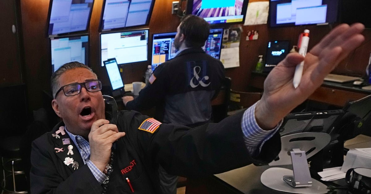 stock-market-today:-wall-street-ticks-higher-after-encouraging-inflation-data