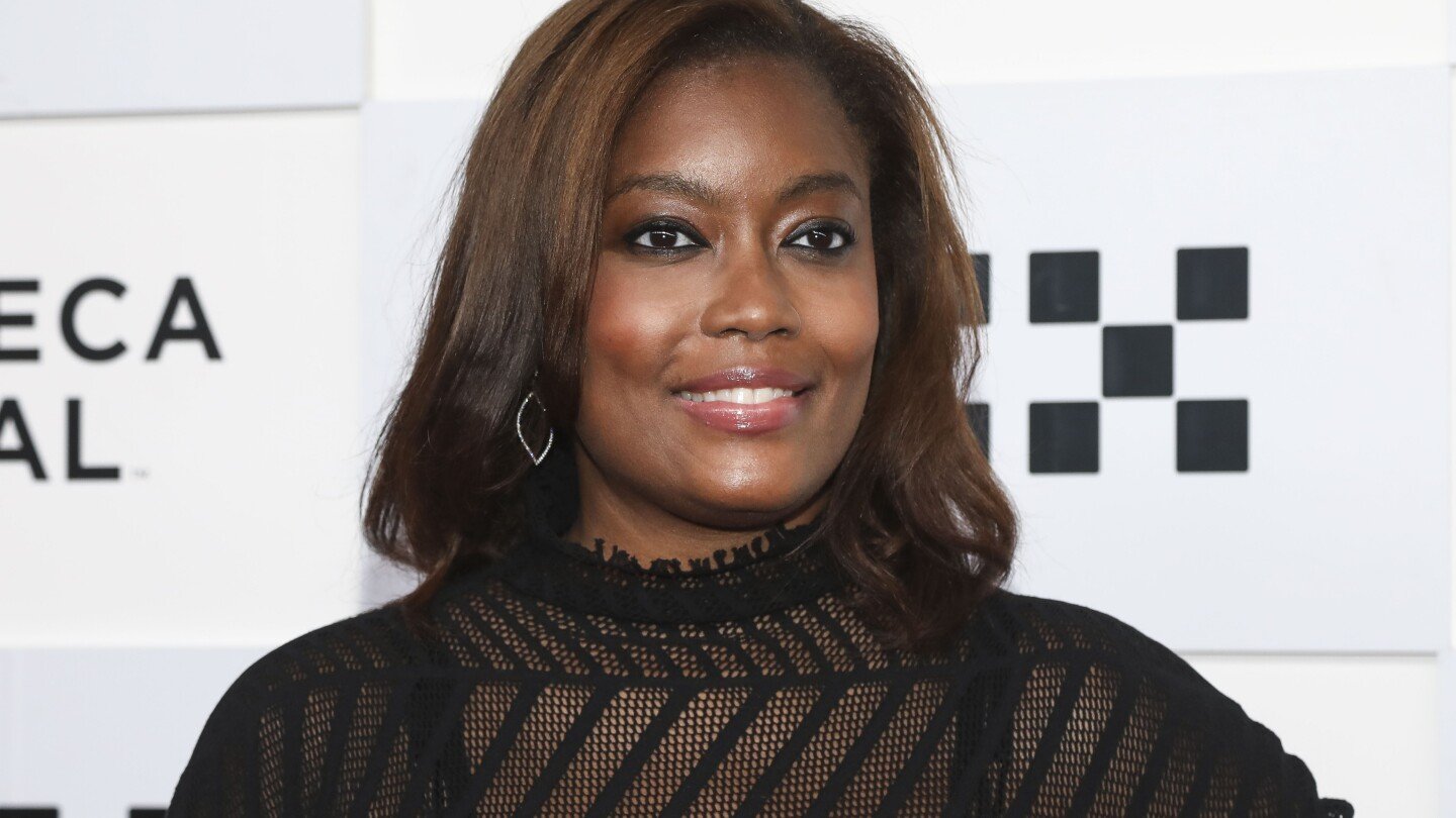 rashida-jones-stepping-down-as-msnbc-president-on-eve-of-trump-inauguration