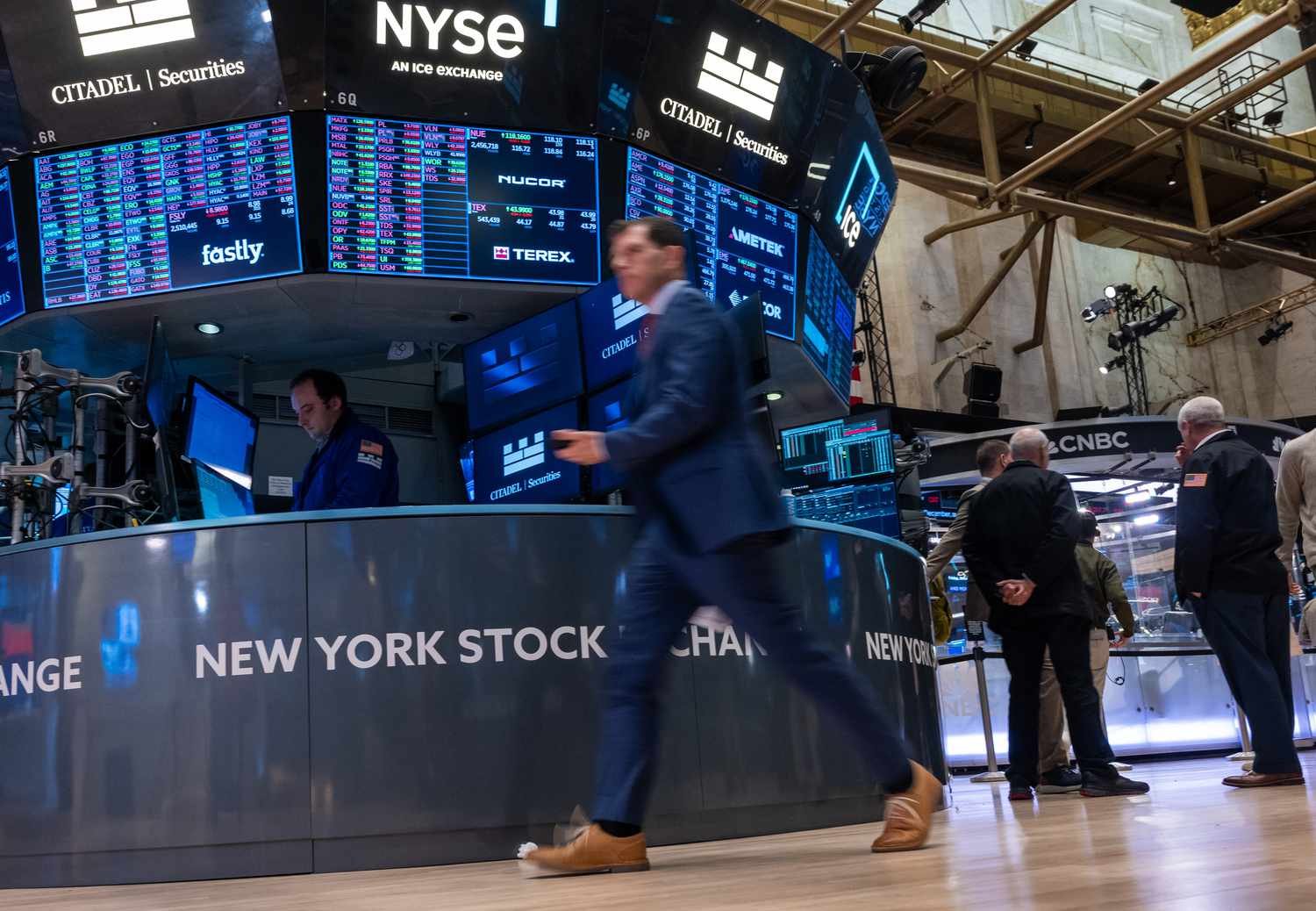 dow-jones-today:-stock-futures-jump-on-soft-ppi-print;-oil-prices-dip-after-run-up