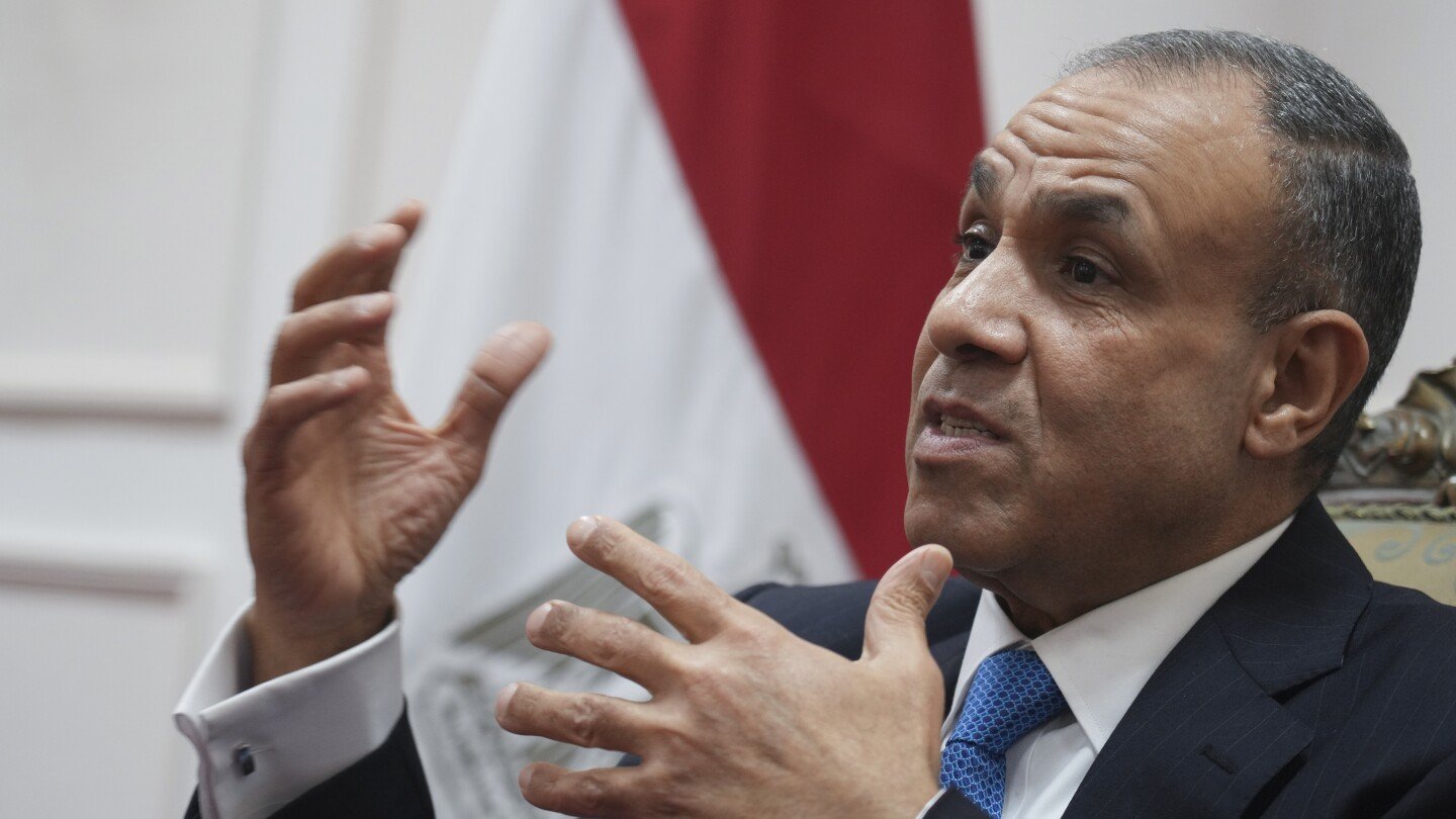 ap-exclusive:-egypt’s-chief-diplomat-urges-israel-and-hamas-to-enact-ceasefire-‘without-any-delay’