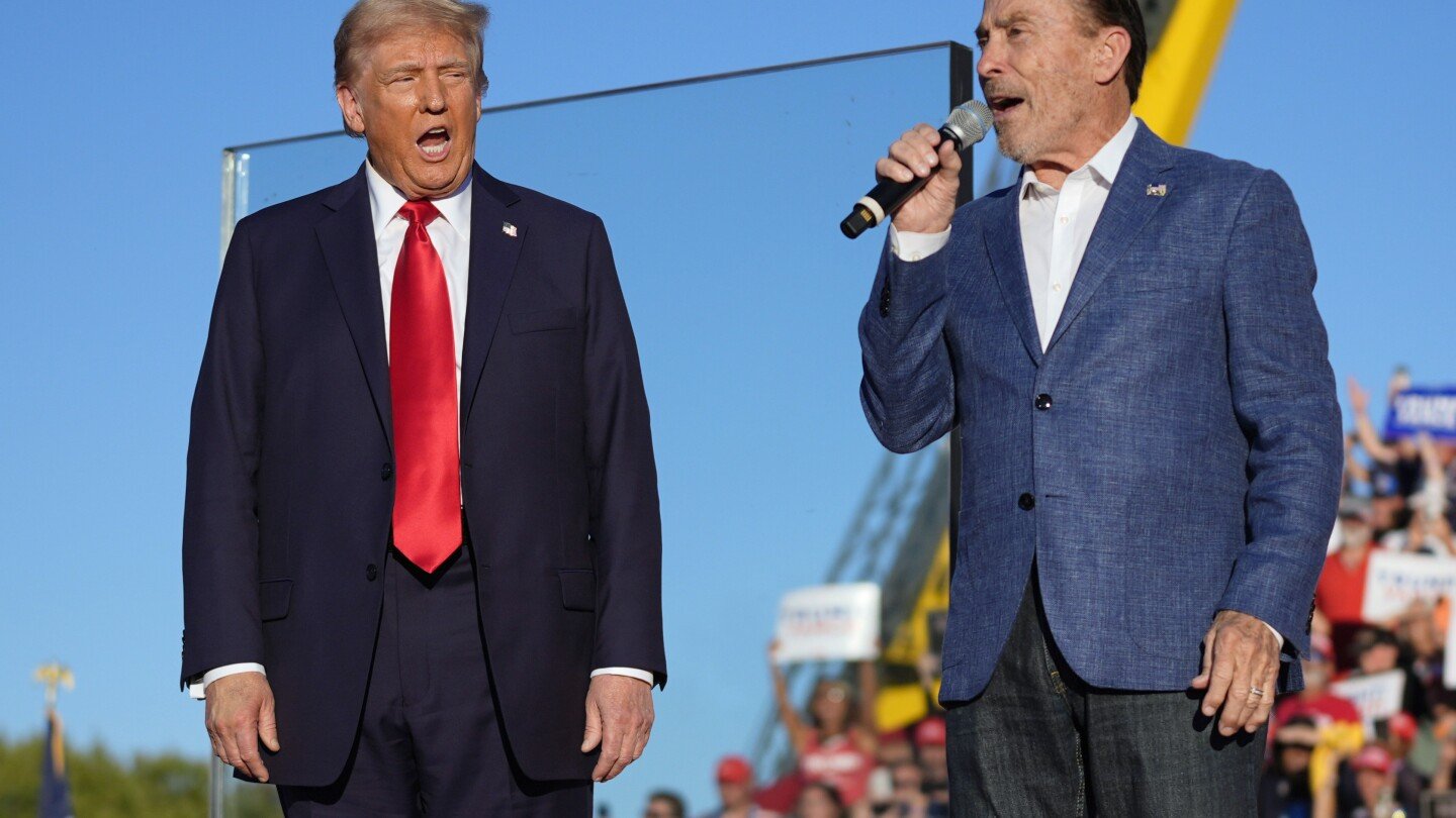 q&a:-‘god-bless-the-usa’-singer-lee-greenwood-on-donald-trump’s-inauguration-and-bibles