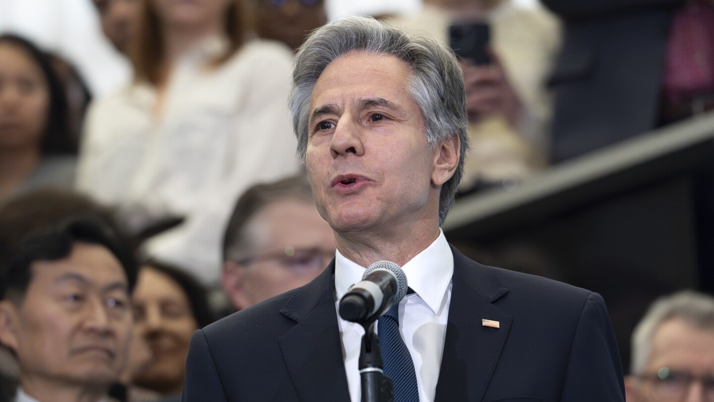 blinken-bids-farewell-with-pep-talk-to-diplomats-facing-uncertain-future-under-trump