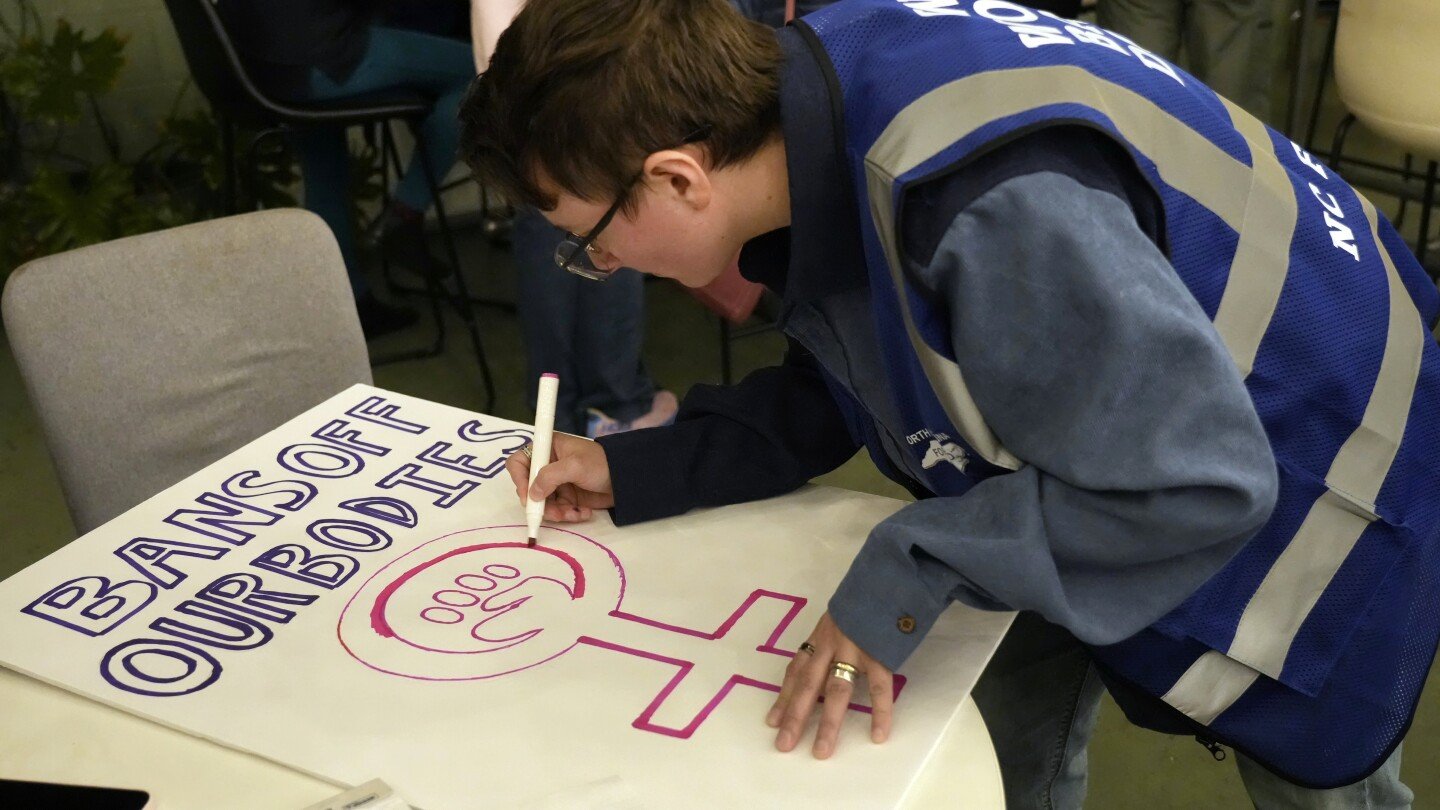 tens-of-thousands-are-expected-to-converge-on-washington-for-a-march-days-before-trump-takes-office