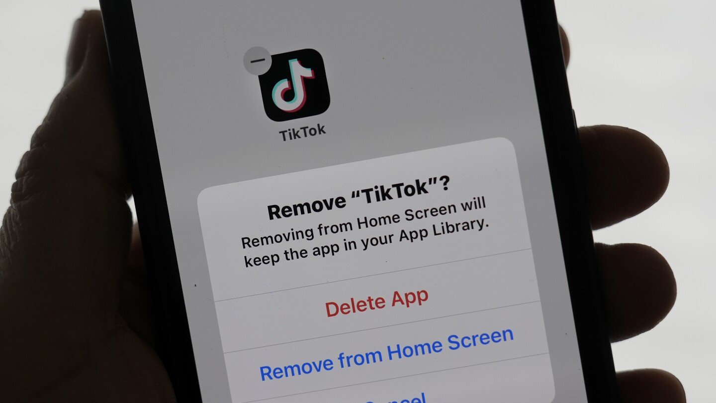 trump-says-he-‘most-likely’-will-give-tiktok-a-90-day-extension-to-avoid-us-ban