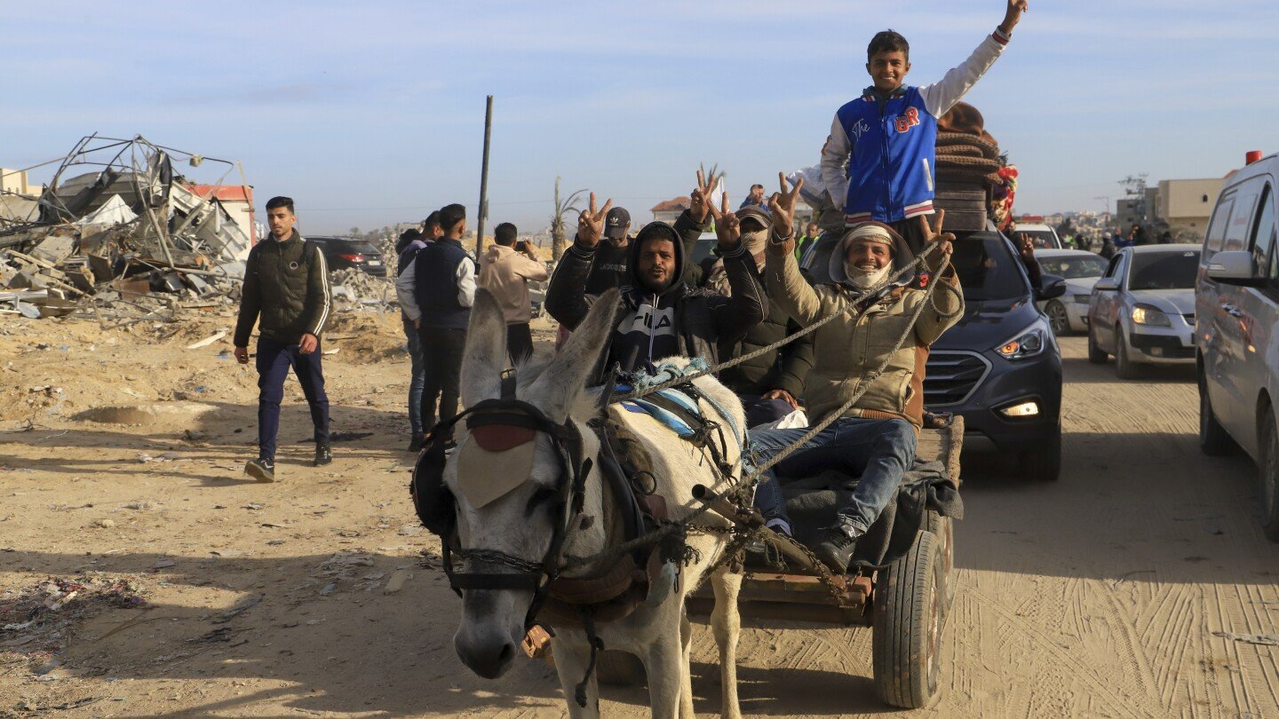 middle-east-latest:-gaza-ceasefire-is-delayed-over-dispute-between-hamas-and-israel