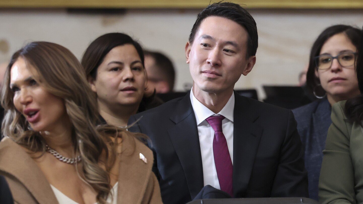can-he-do-that?-lawyers-and-lawmakers-debate-if-trump-has-authority-to-suspend-the-us-tiktok-ban
