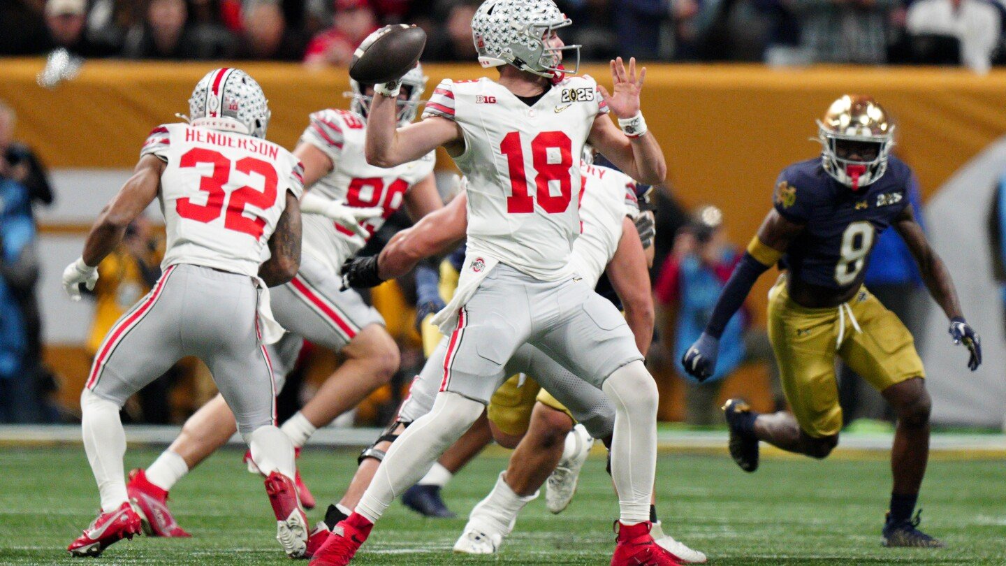 ohio-state-qb-will-howard-sets-cfp-title-game-record-with-13-straight-completions-vs-notre-dame