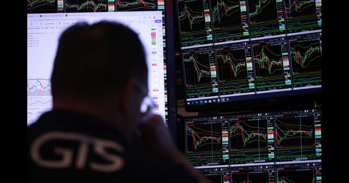 smithfield-foods-sets-initial-ipo-terms