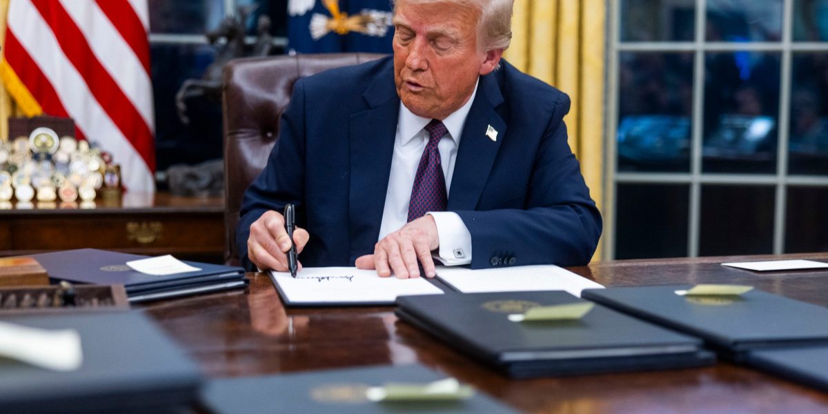 stock-market-winners-and-losers-on-trump’s-second-day-in-office