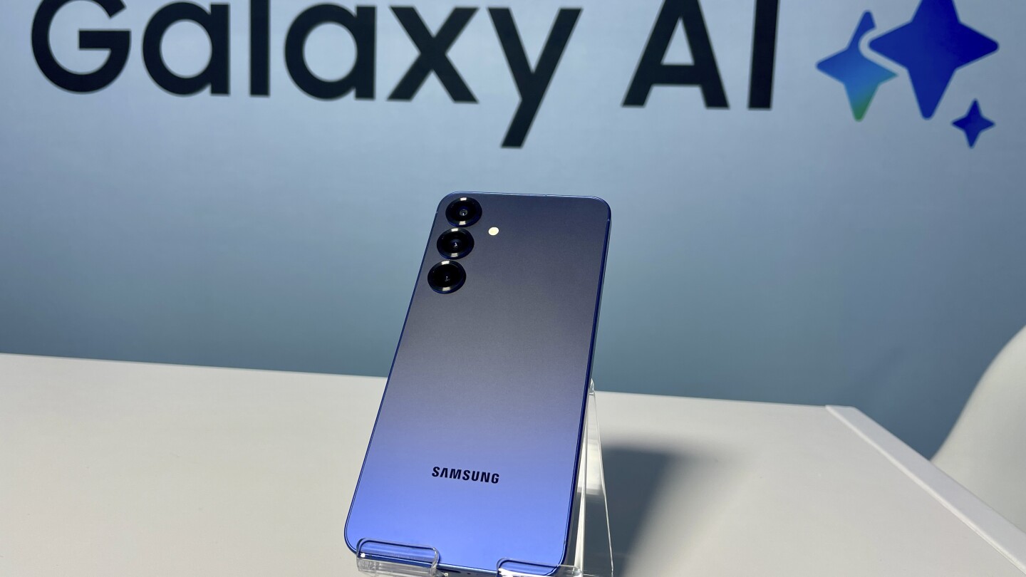 samsung-aims-to-turn-its-next-generation-of-galaxy-smartphones-into-ai-companions