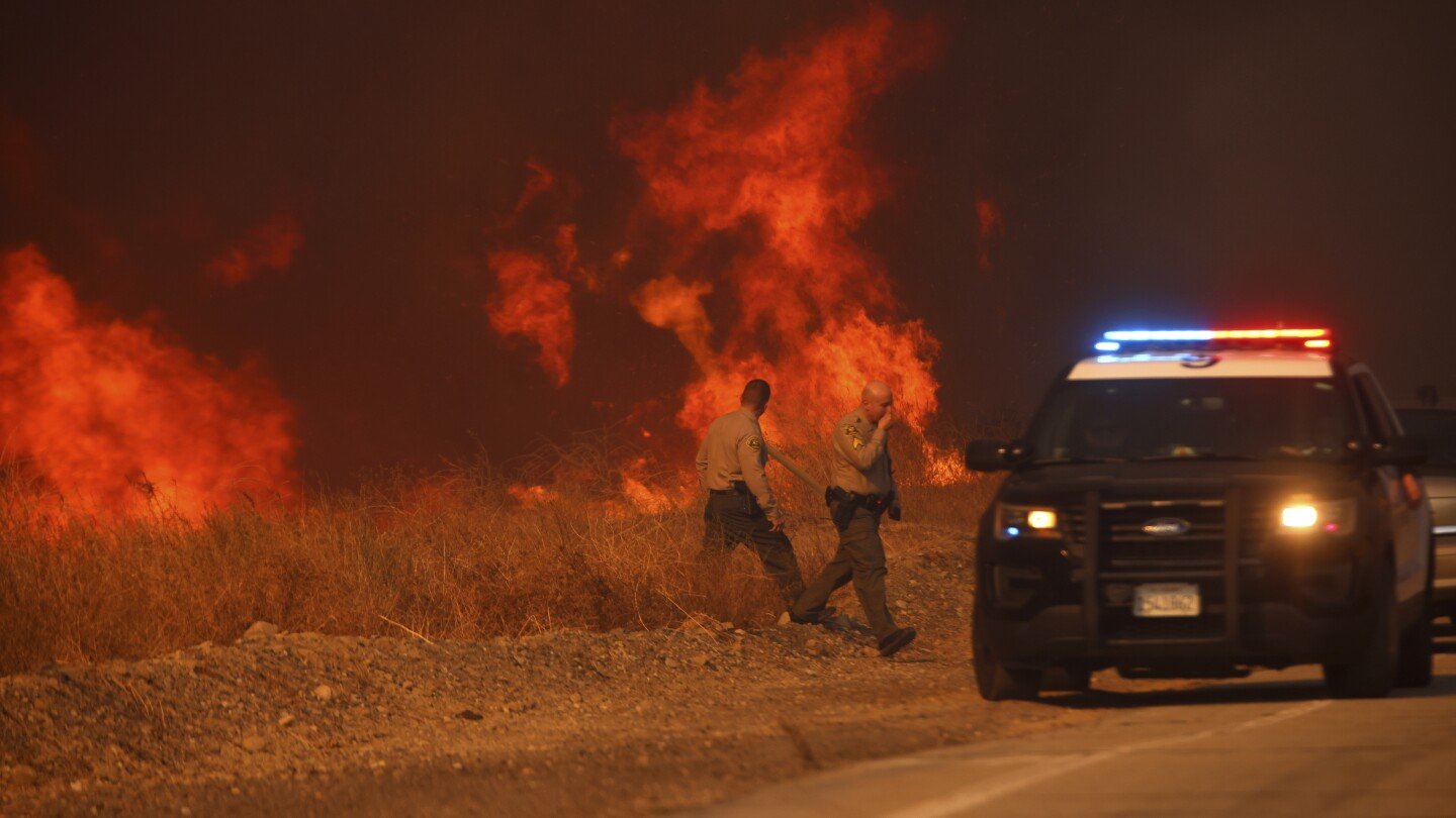 firefighters-battle-to-maintain-the-upper-hand-on-a-huge-fire-north-of-los-angeles