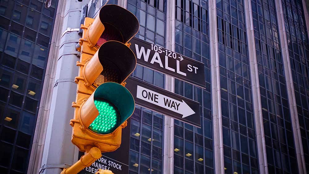 stock-market-today:-dow-jones-rises-but-other-indexes-slip-as-trump’s-speech-looms;-nvidia-also-falls-(live-coverage)