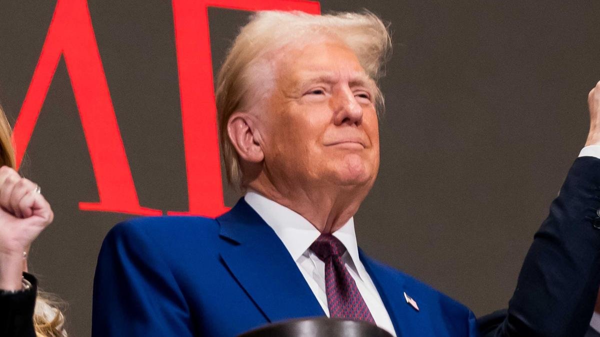 the-trump-economy-begins:-3-moves-investors-should-make-after-inauguration-day