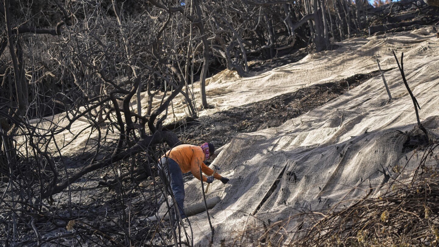 rain-on-the-way-to-southern-california-will-aid-firefighters-but-create-a-risk-of-toxic-ash-runoff