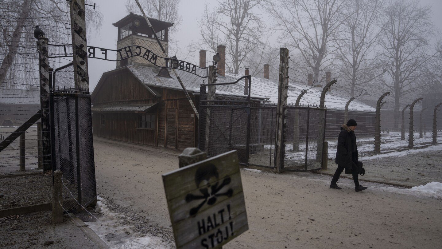 ap-photos:-silence-pervades-auschwitz-on-the-eve-of-the-80th-anniversary-of-the-camp’s-liberation
