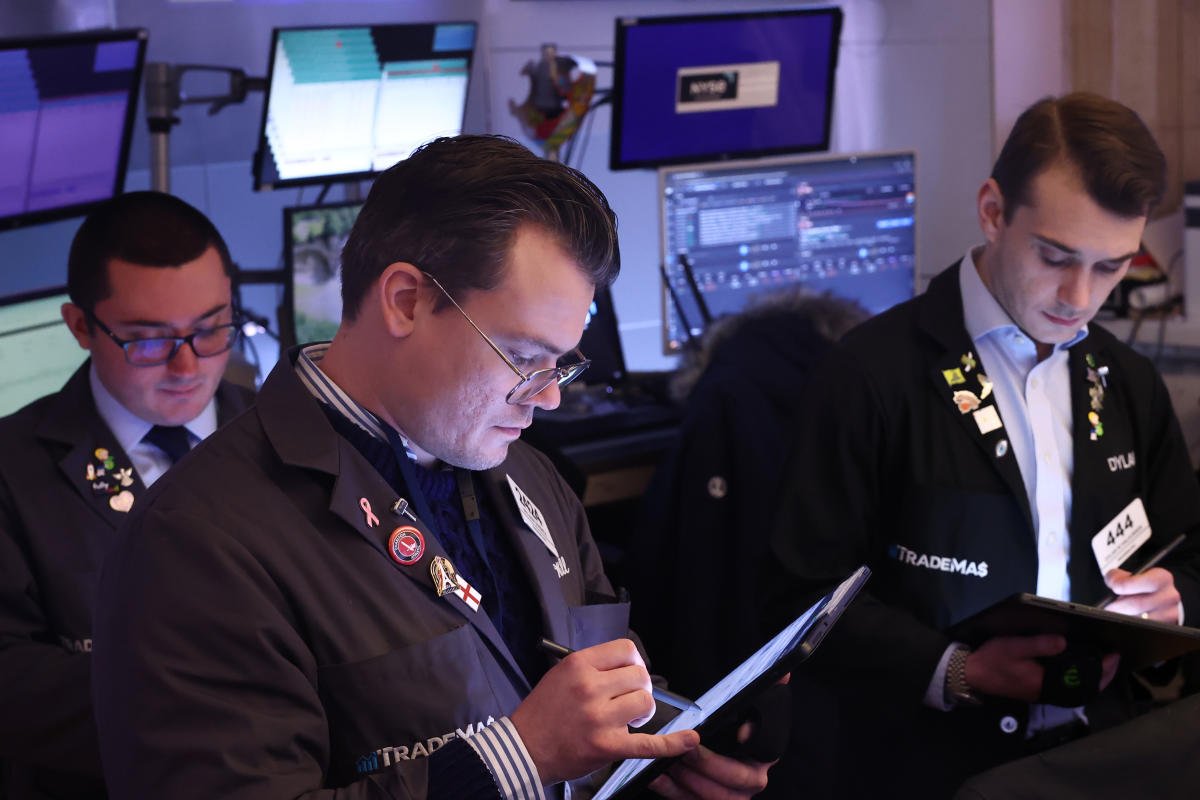 deepseek-sell-off-reminds-investors-of-the-biggest-earnings-story-holding-up-the-stock-market