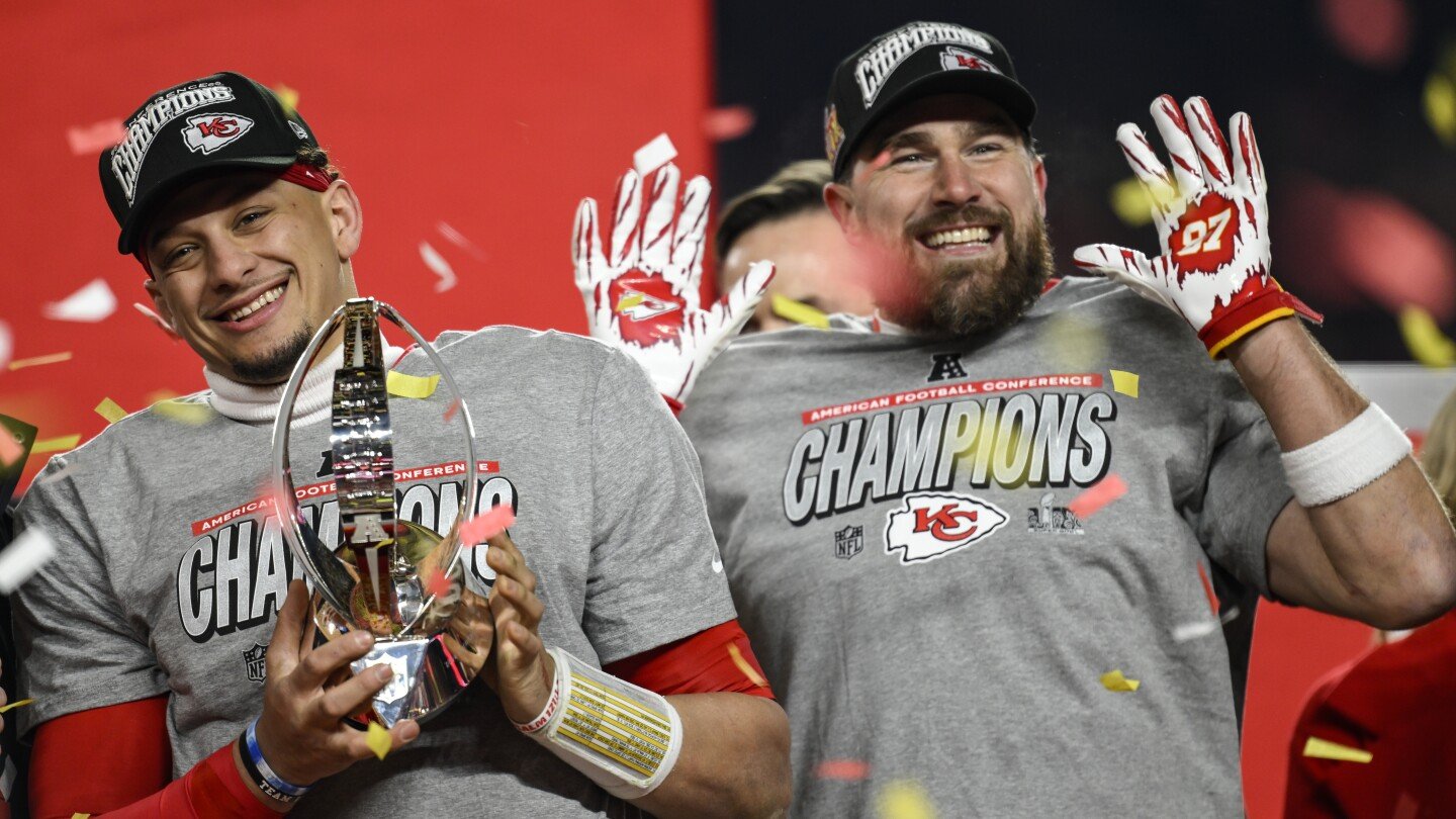 chiefs-look-to-join-the-shaq-kobe-lakers,-yankees-and-michael-jordan-with-a-rare-three-peat