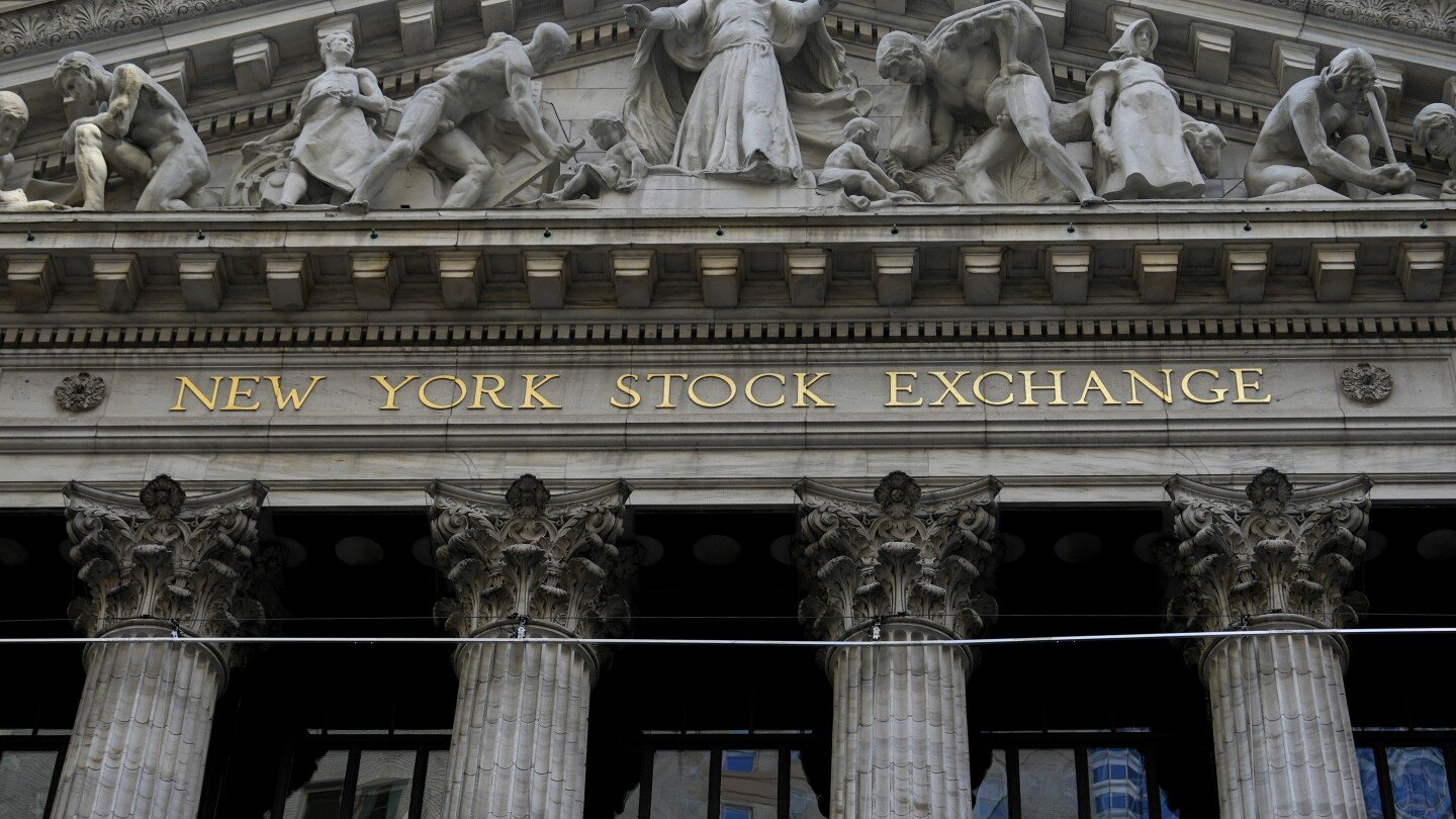 how-china’s-deepseek-shook-up-us-markets,-by-the-numbers