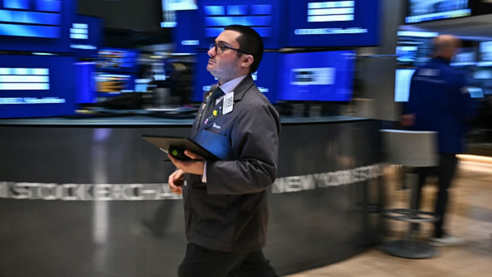 nasdaq-100-futures-bounce-after-monday’s-sharp-sell-off:-live-updates