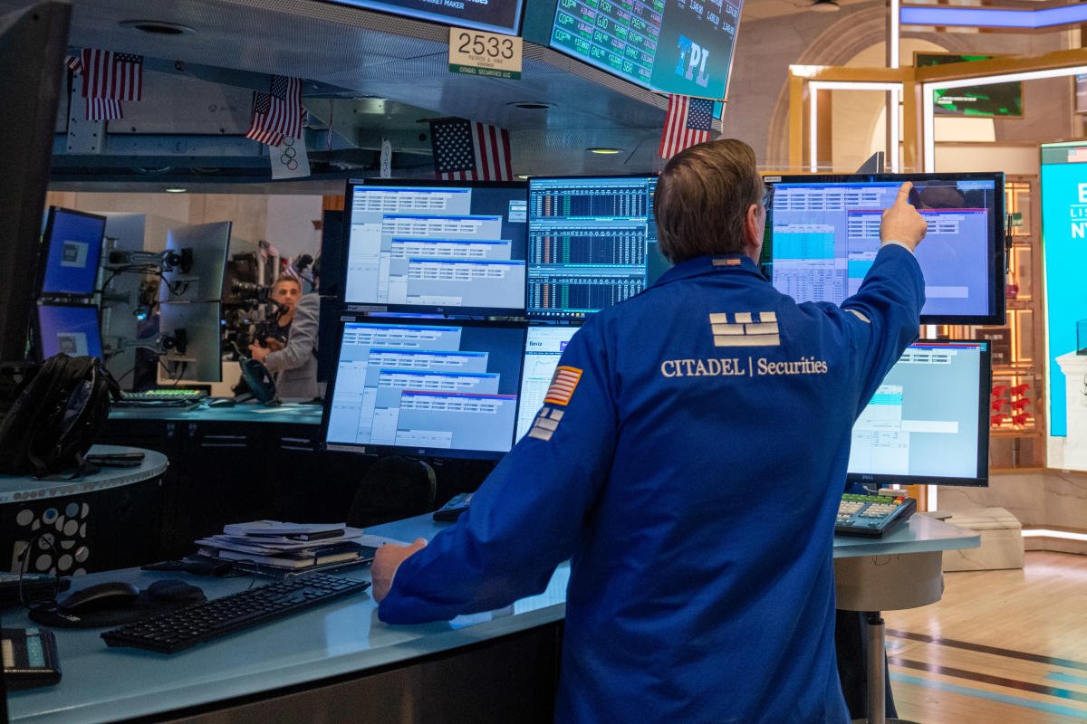 why-deepseek-has-been-so-unsettling-for-the-stock-market-in-3-charts