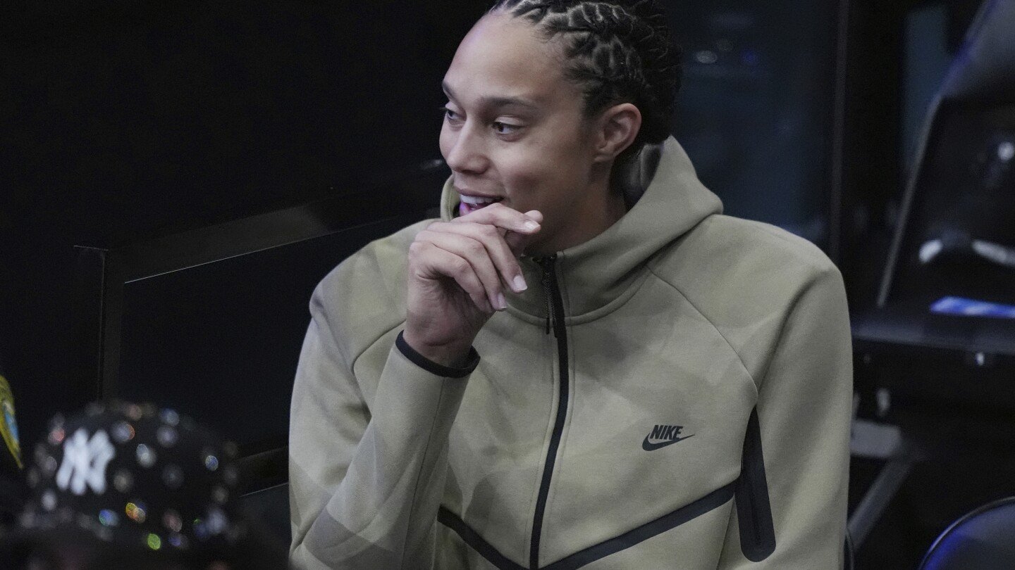 brittney-griner-to-sign-with-the-atlanta-dream,-ap-source-says