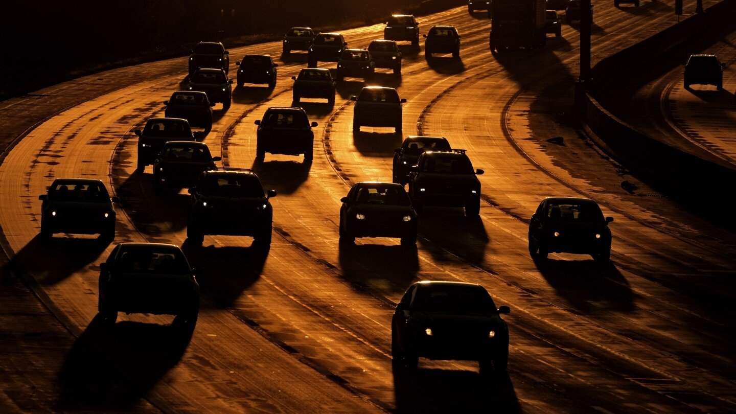 things-to-know-about-the-trump-administration-order-on-car-and-pickup-fuel-economy