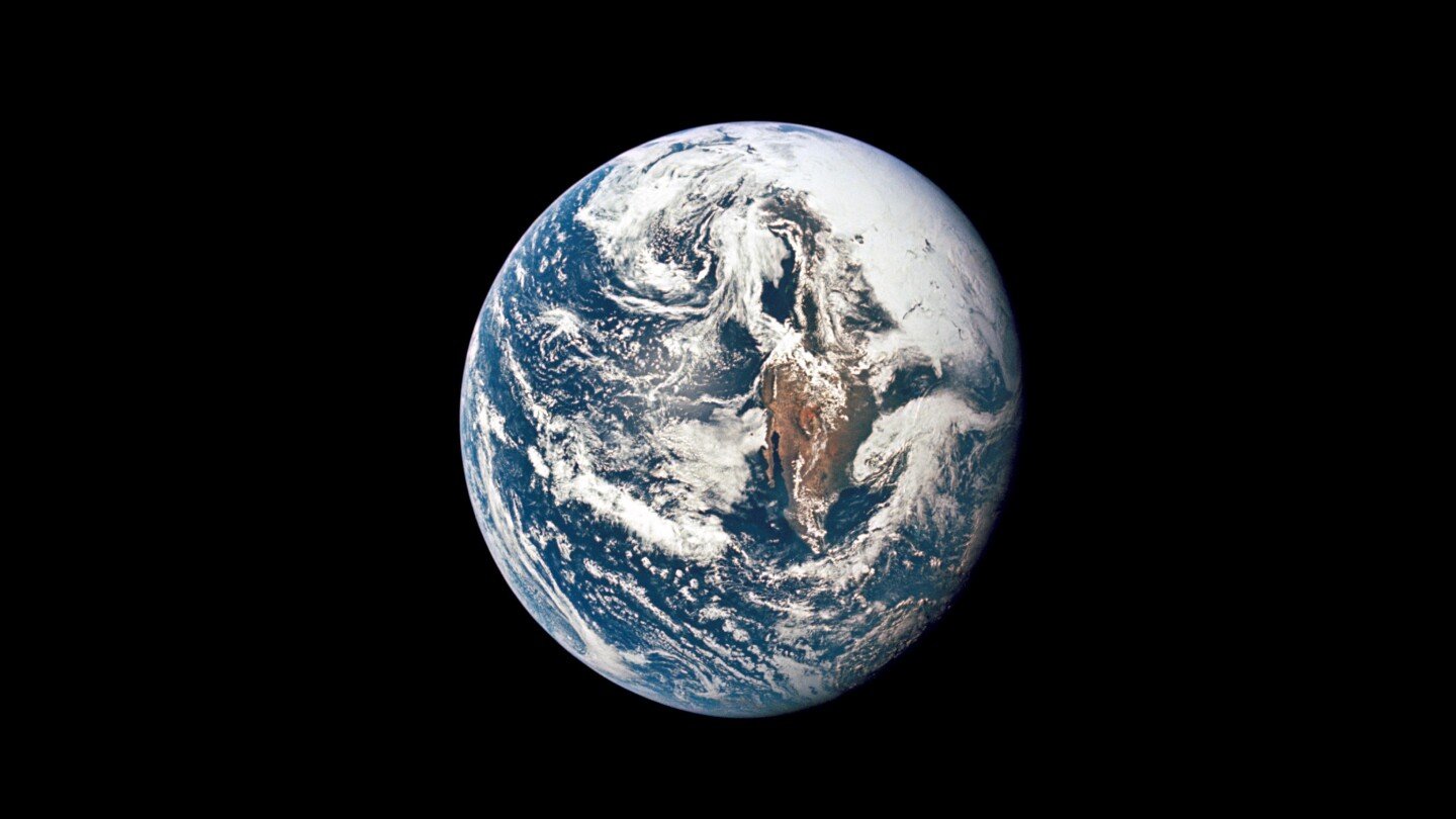newly-spotted-asteroid-has-a-tiny-chance-of-hitting-earth-in-2032