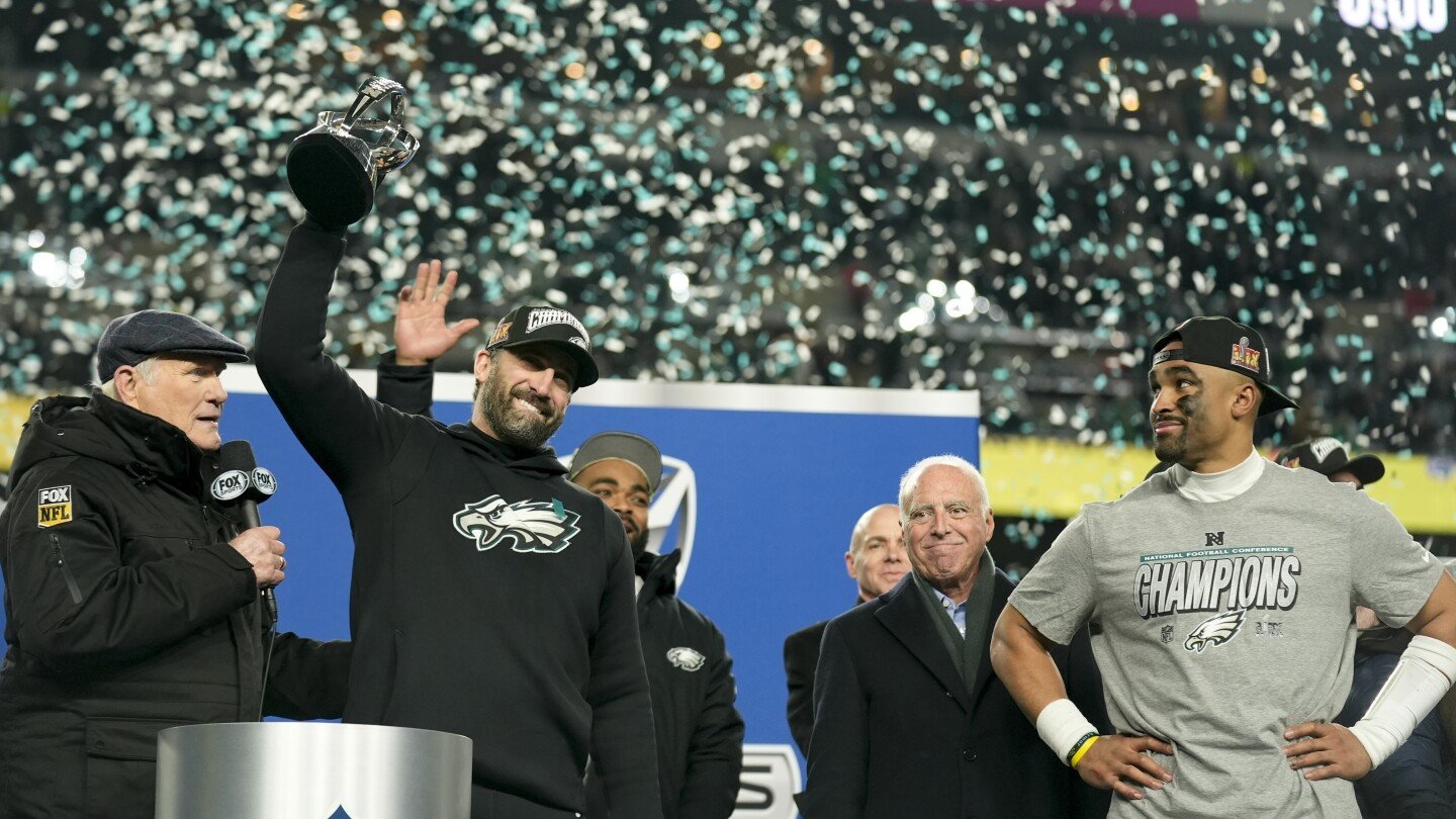 eagles’-run-to-the-super-bowl-vs.-the-chiefs-is-fueled-by-changes-after-epic-collapse-last-season