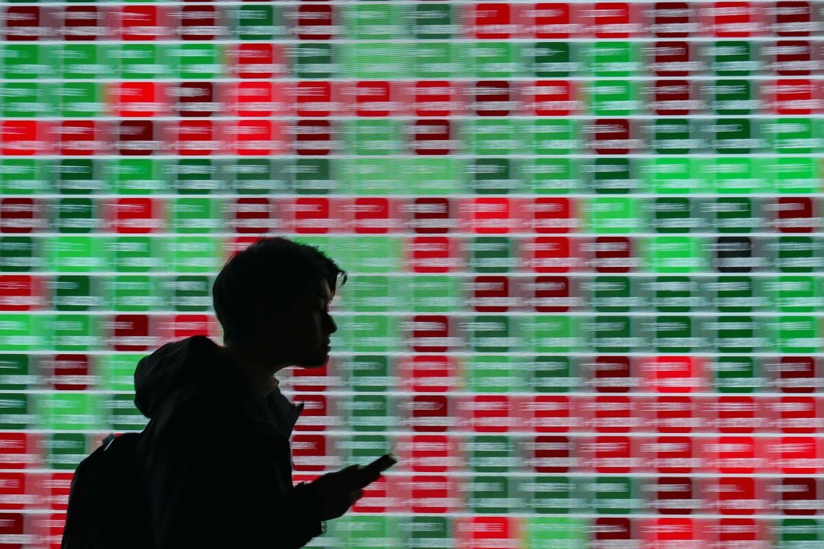 asia-eyes-soft-open-after-fed,-us-tech-earnings:-markets-wrap