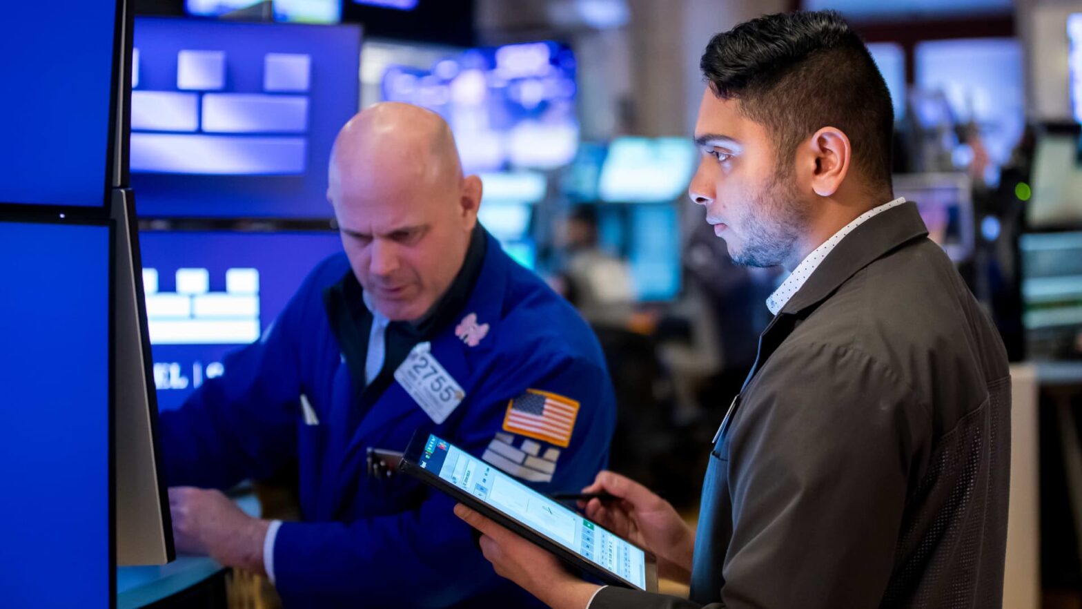 s&p-500-futures-are-little-changed-as-investors-parse-apple-earnings,-await-inflation-data:-live-updates