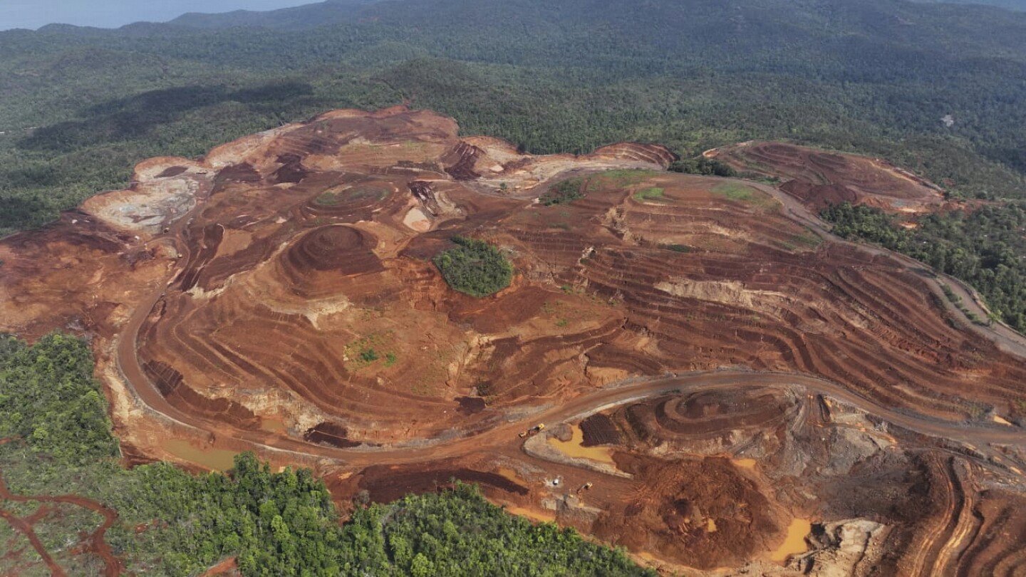 experts-and-advocates-warn-of-nickel-mining’s-risk-to-precious-marine-region-of-indonesia