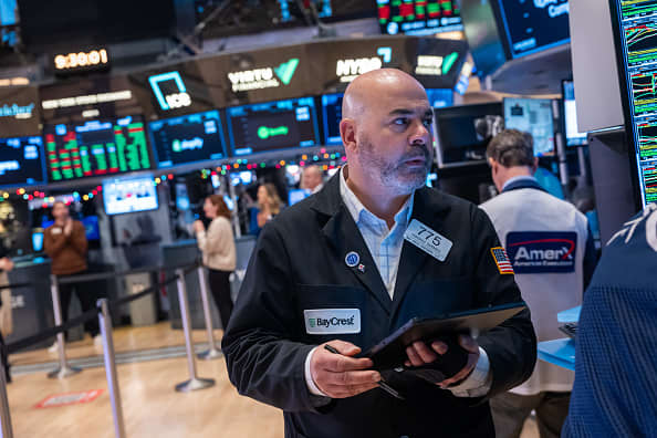 Strong jobs data is good news for the economy, just not for the market. Here's why