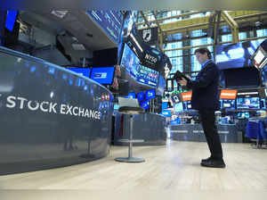 Stock Market Today: Dow Jones rises, Nasdaq dips, S&P 500 nears record, Bitcoin holds steady